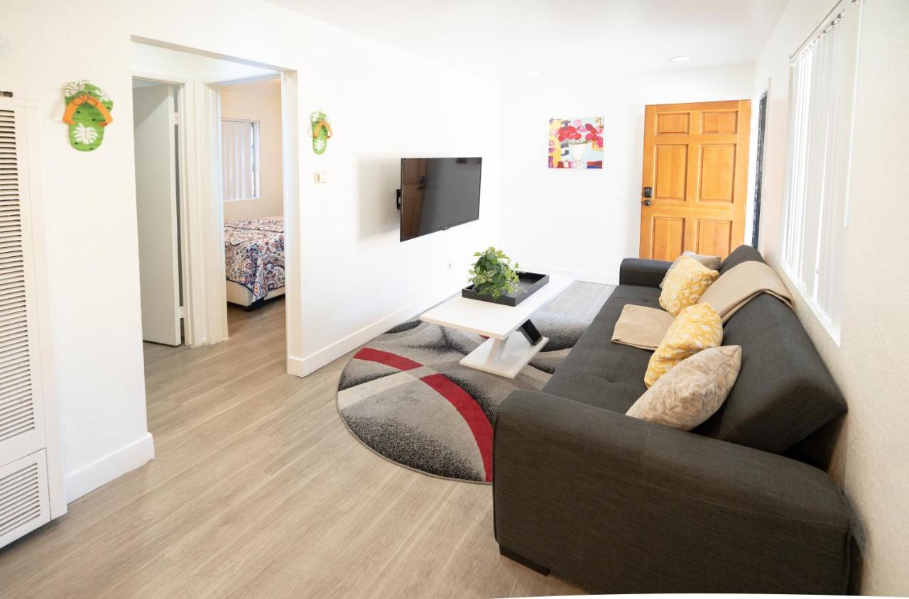 Cozy Small 2 Bedroom In Koreatown/Hollywood ลอสแอนเจลิส ภายนอก รูปภาพ